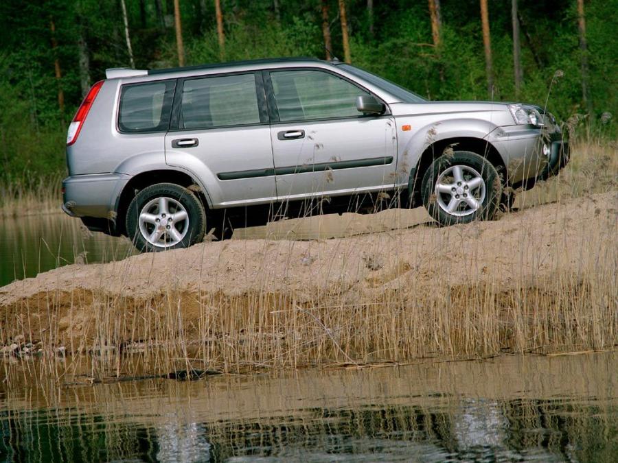  Nissan X-Trail 2001 года  (фото 4 из 19)
